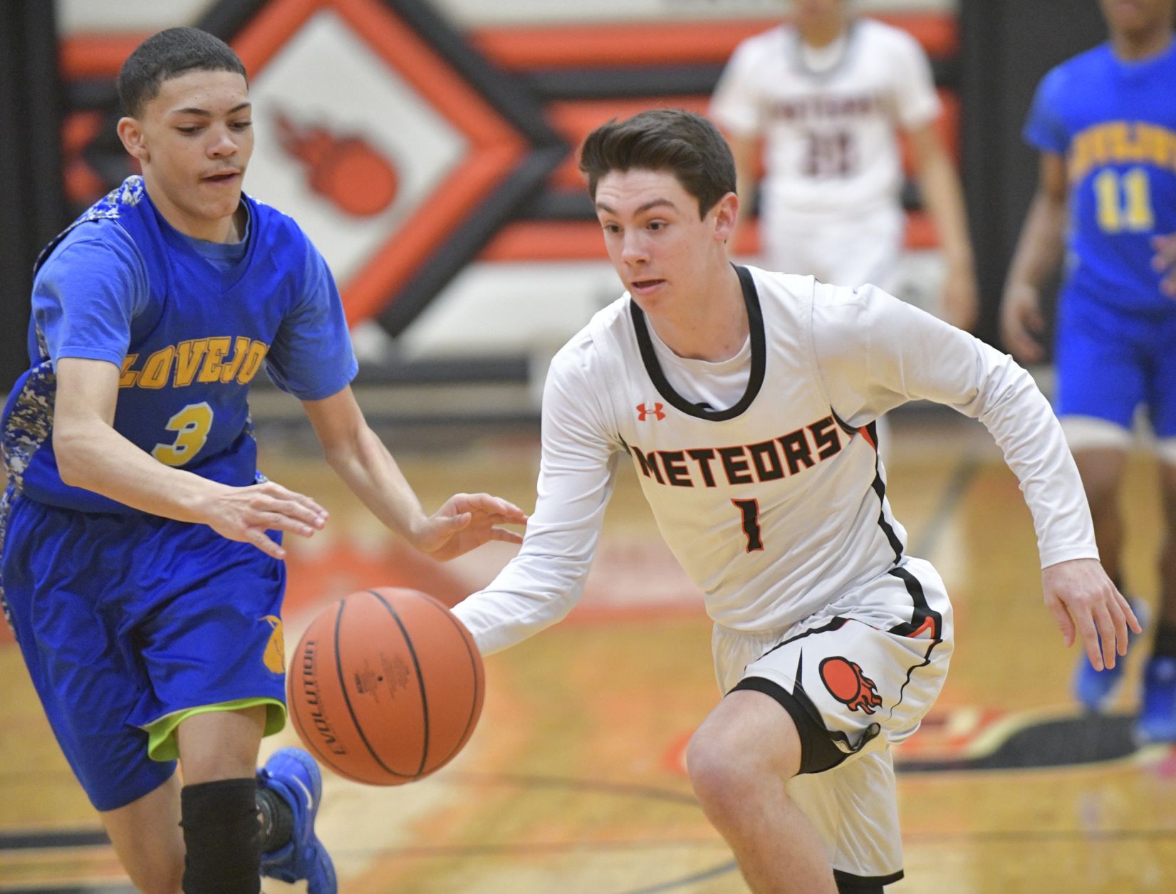 Marissa vs Lovejoy in a Class 1A boys regional basketball game